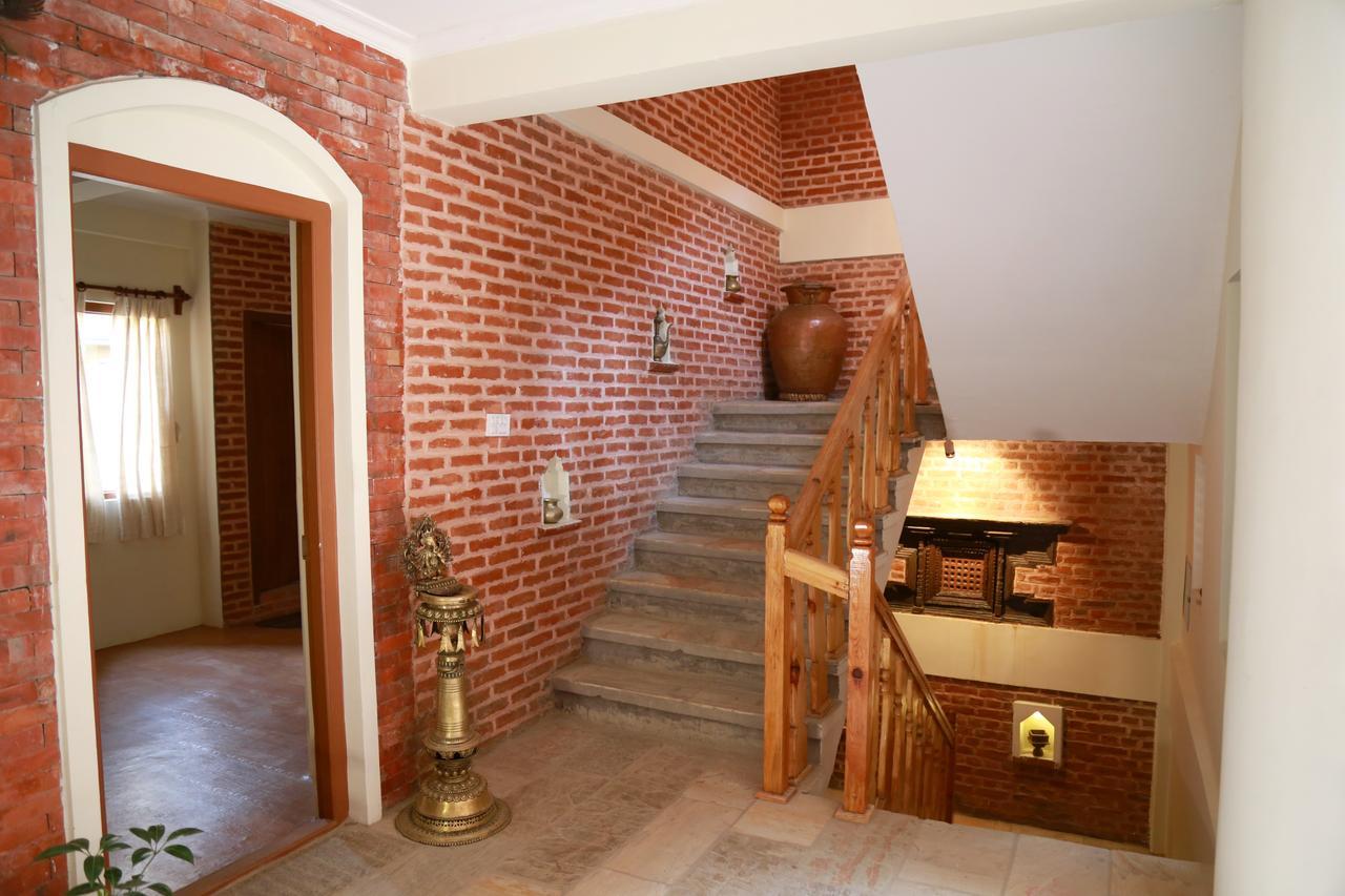 Newa Home Kathmandu Esterno foto